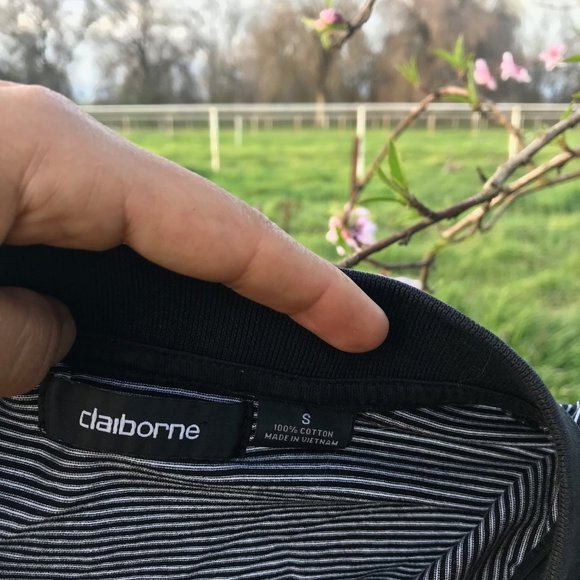 Liz Claiborne Button-Up T-Shirt - Picture 3 of 3